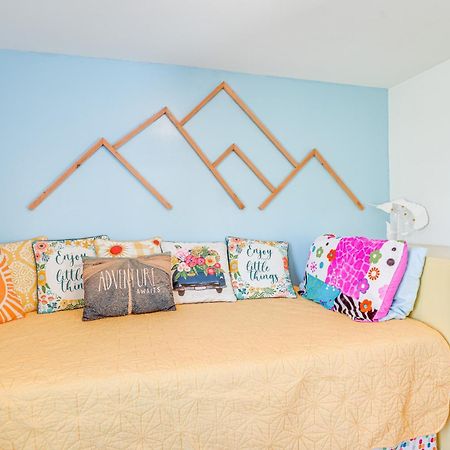 Waterfront Virginia Retreat With Canoe, Pets Welcome Rileyville المظهر الخارجي الصورة