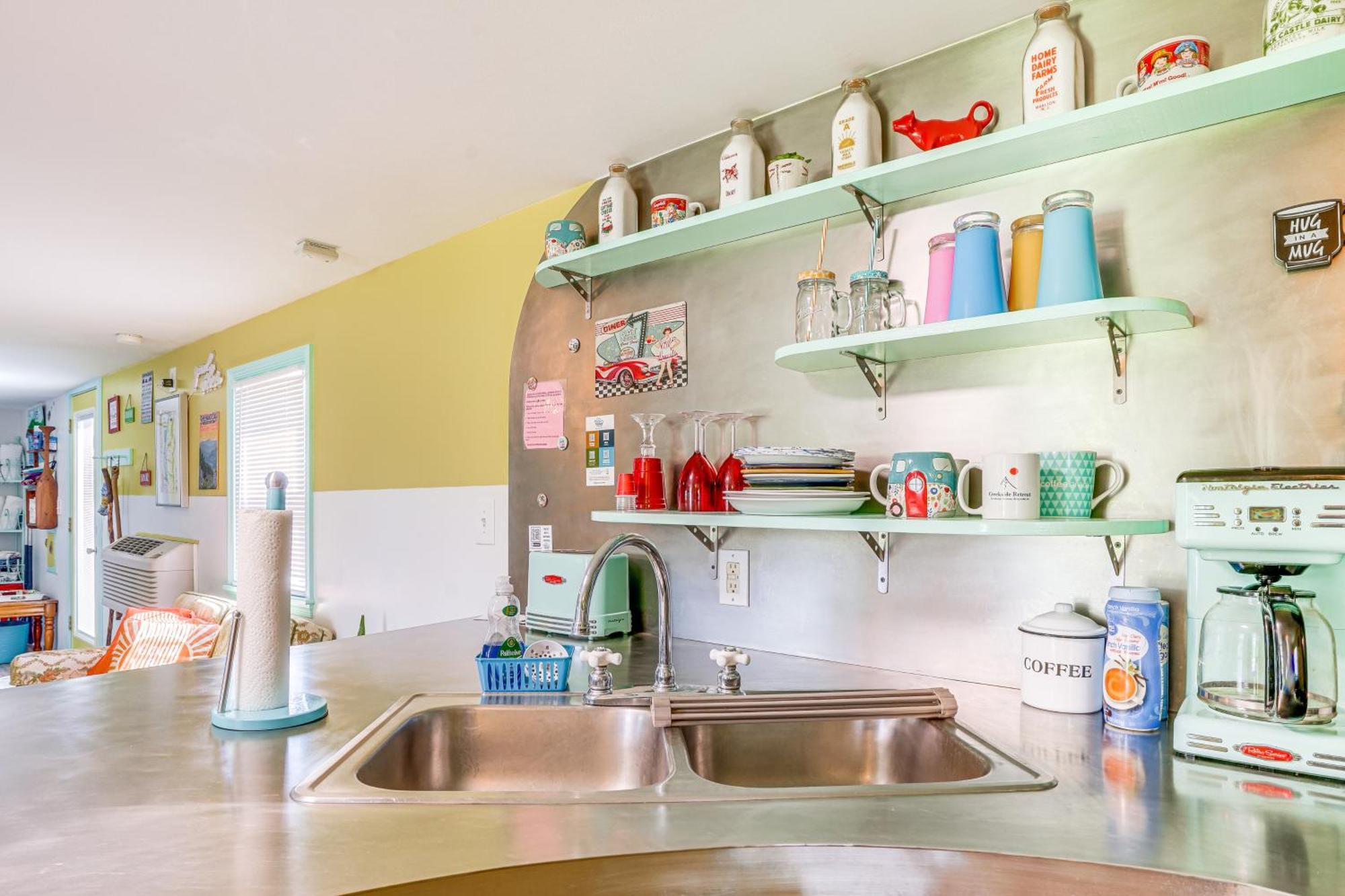 Waterfront Virginia Retreat With Canoe, Pets Welcome Rileyville المظهر الخارجي الصورة