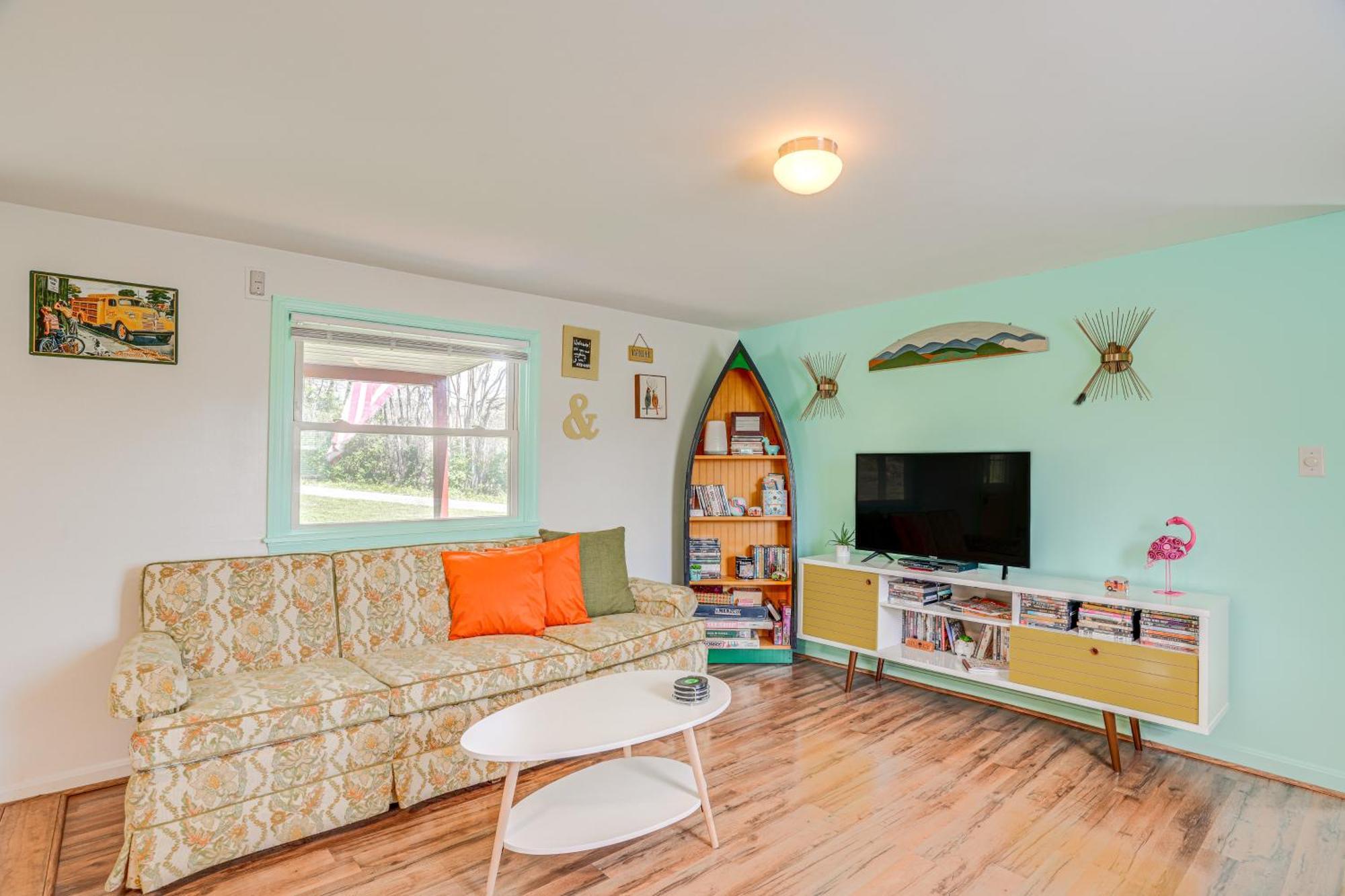 Waterfront Virginia Retreat With Canoe, Pets Welcome Rileyville المظهر الخارجي الصورة
