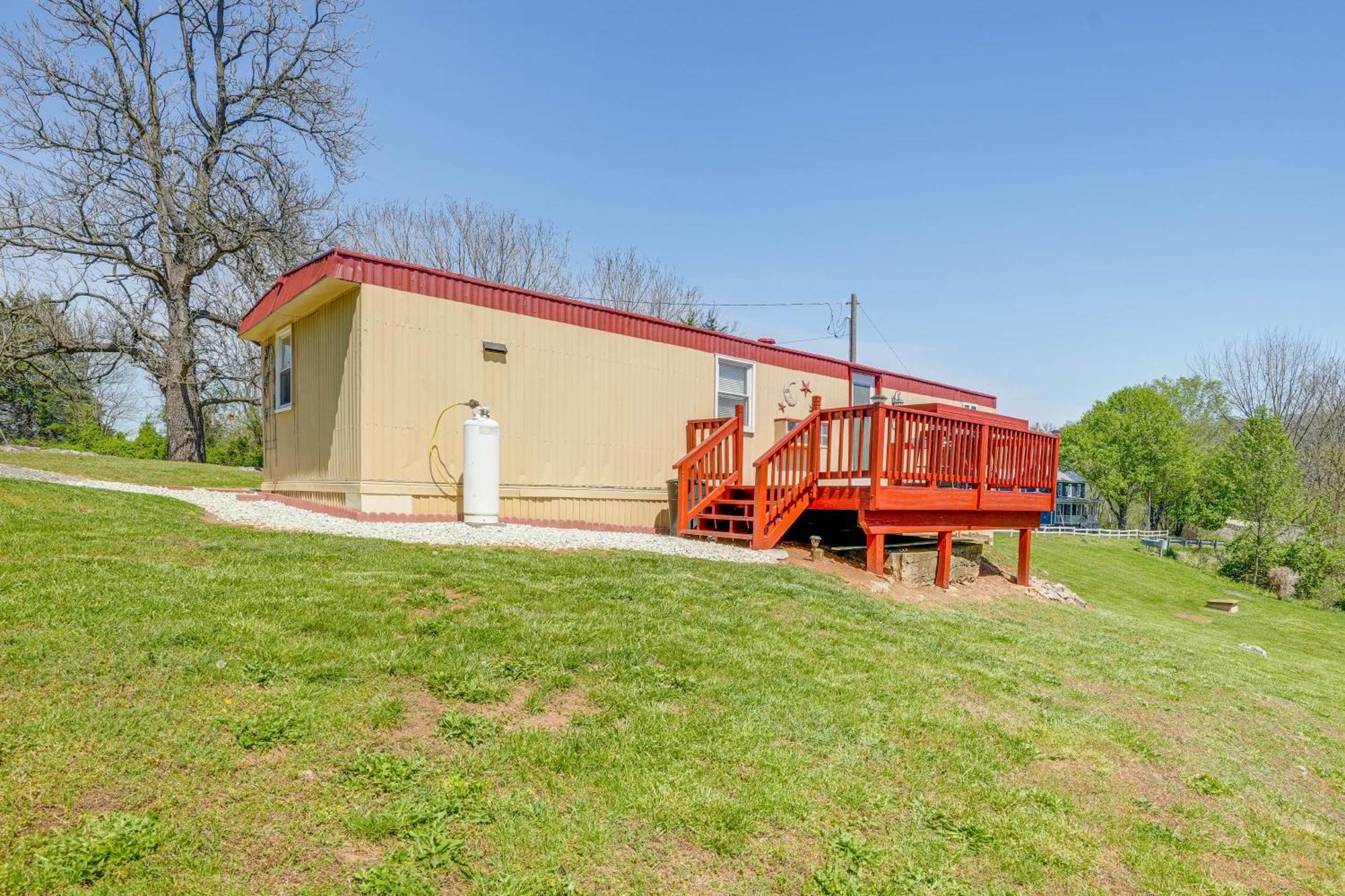 Waterfront Virginia Retreat With Canoe, Pets Welcome Rileyville المظهر الخارجي الصورة