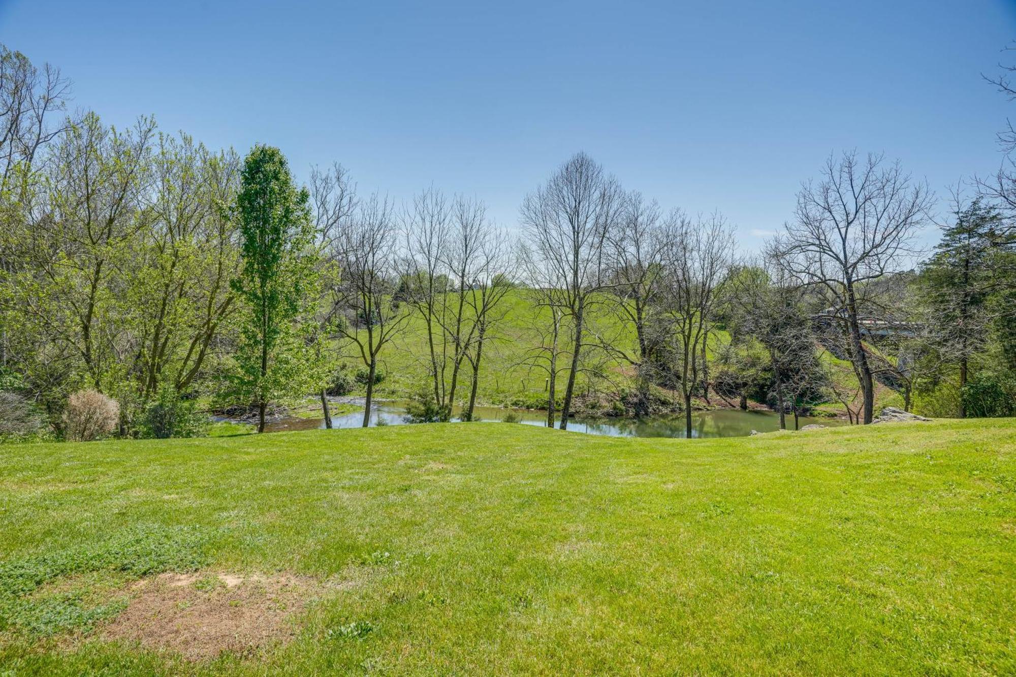 Waterfront Virginia Retreat With Canoe, Pets Welcome Rileyville المظهر الخارجي الصورة
