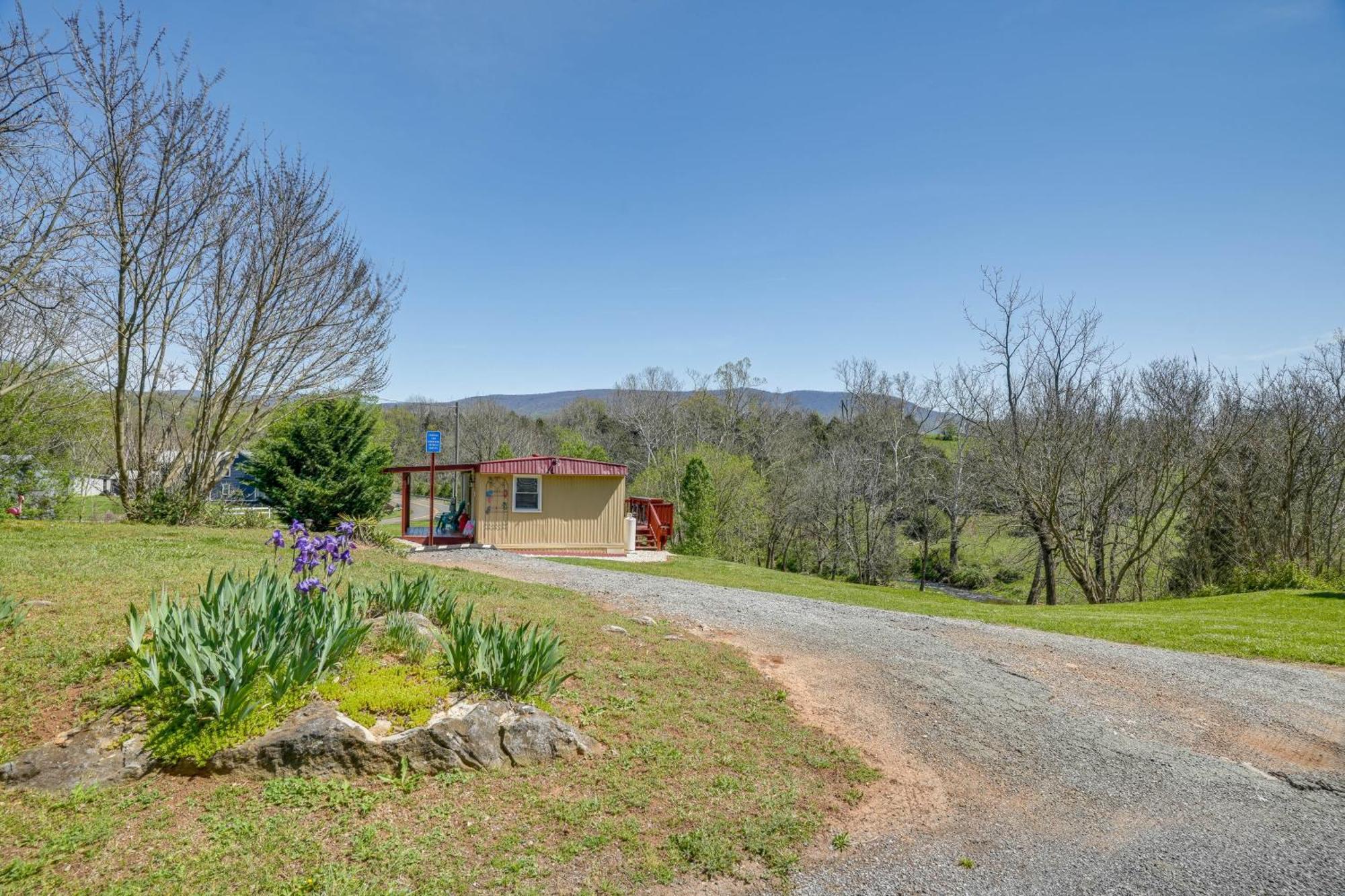 Waterfront Virginia Retreat With Canoe, Pets Welcome Rileyville المظهر الخارجي الصورة